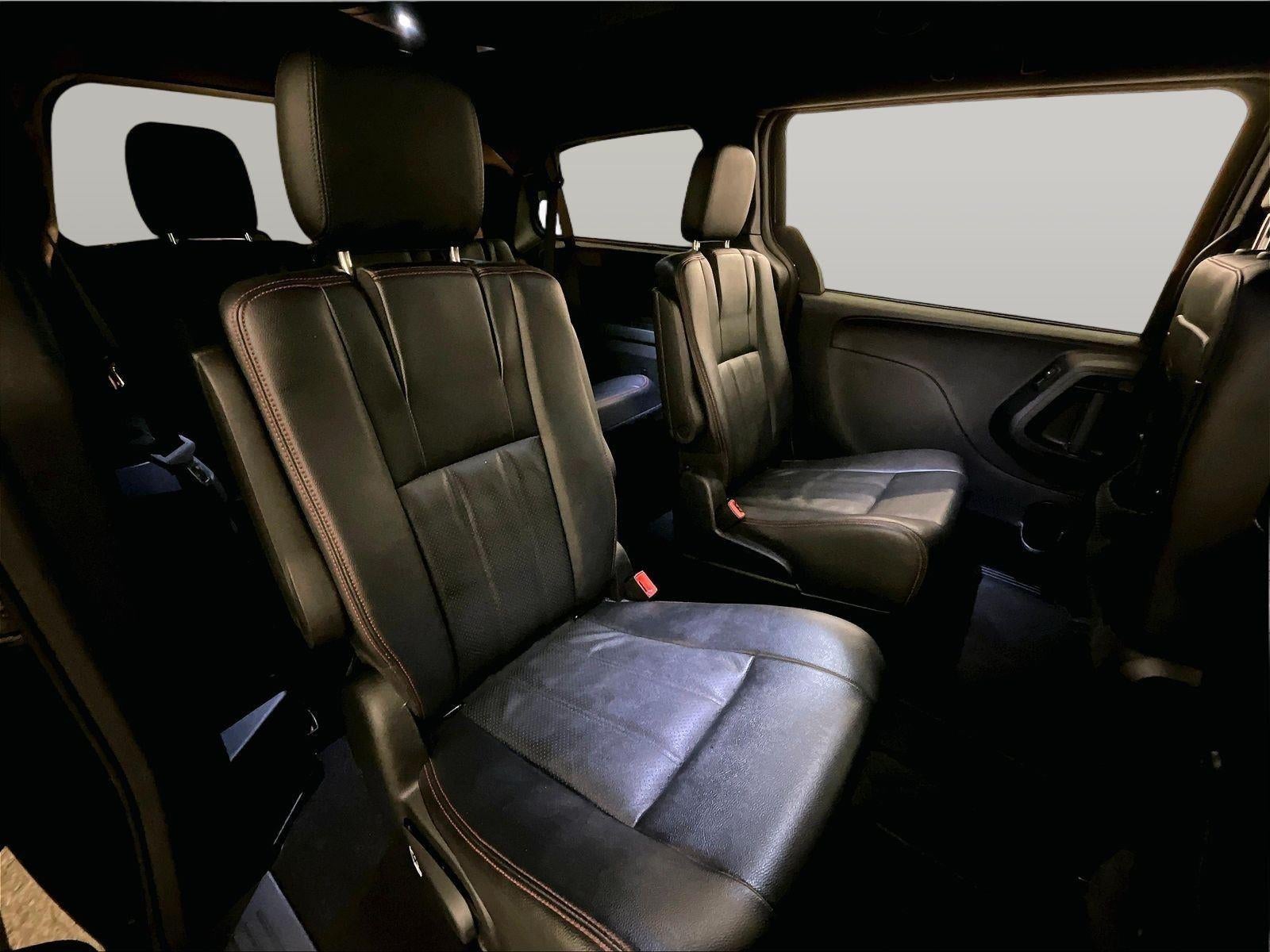 2016 Dodge Grand Caravan R/T