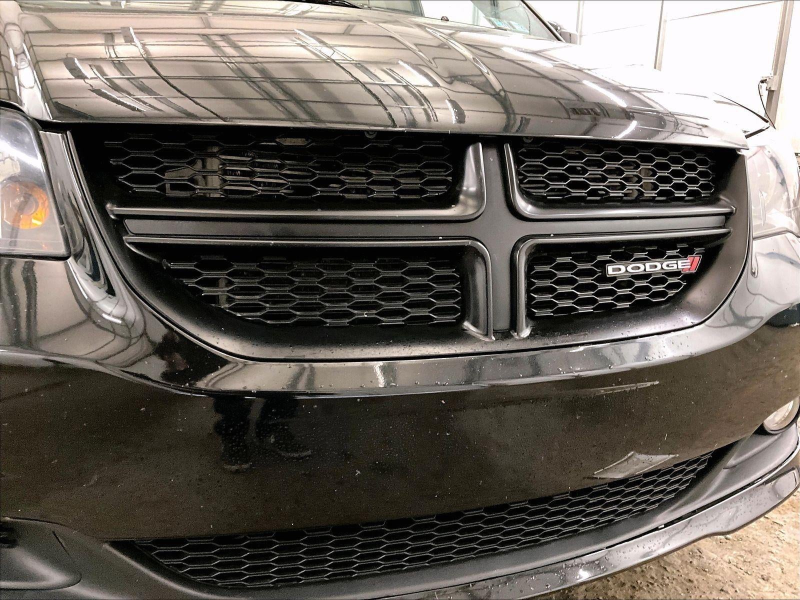2016 Dodge Grand Caravan R/T