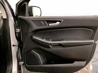 2020 Ford Edge SE