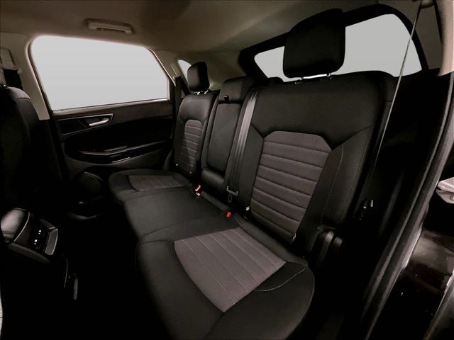 2017 Ford Edge SE