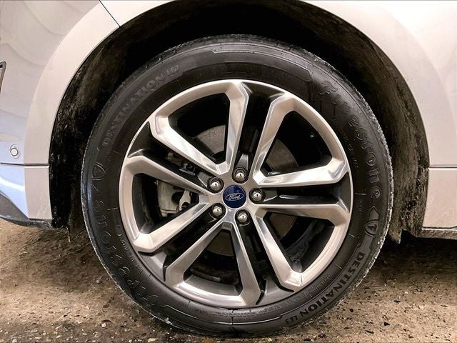2016 Ford Edge Sport