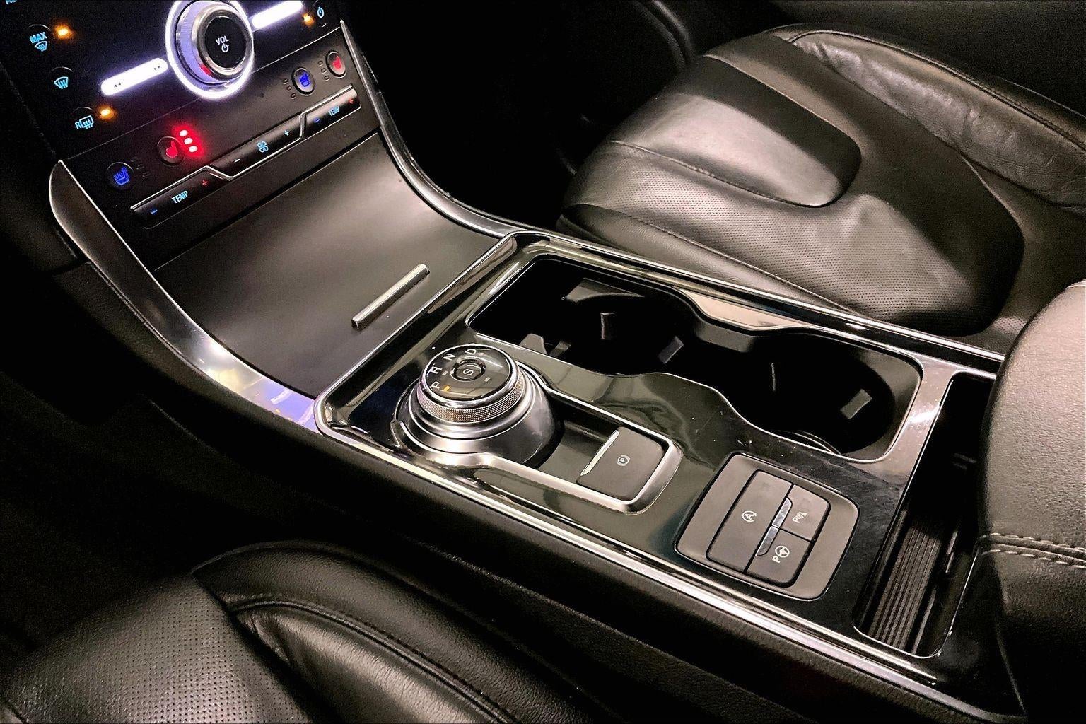 2020 Ford Edge Titanium