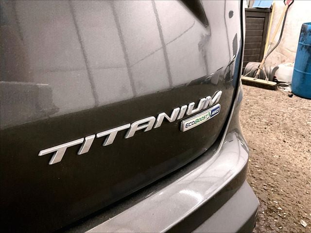 2020 Ford Edge Titanium