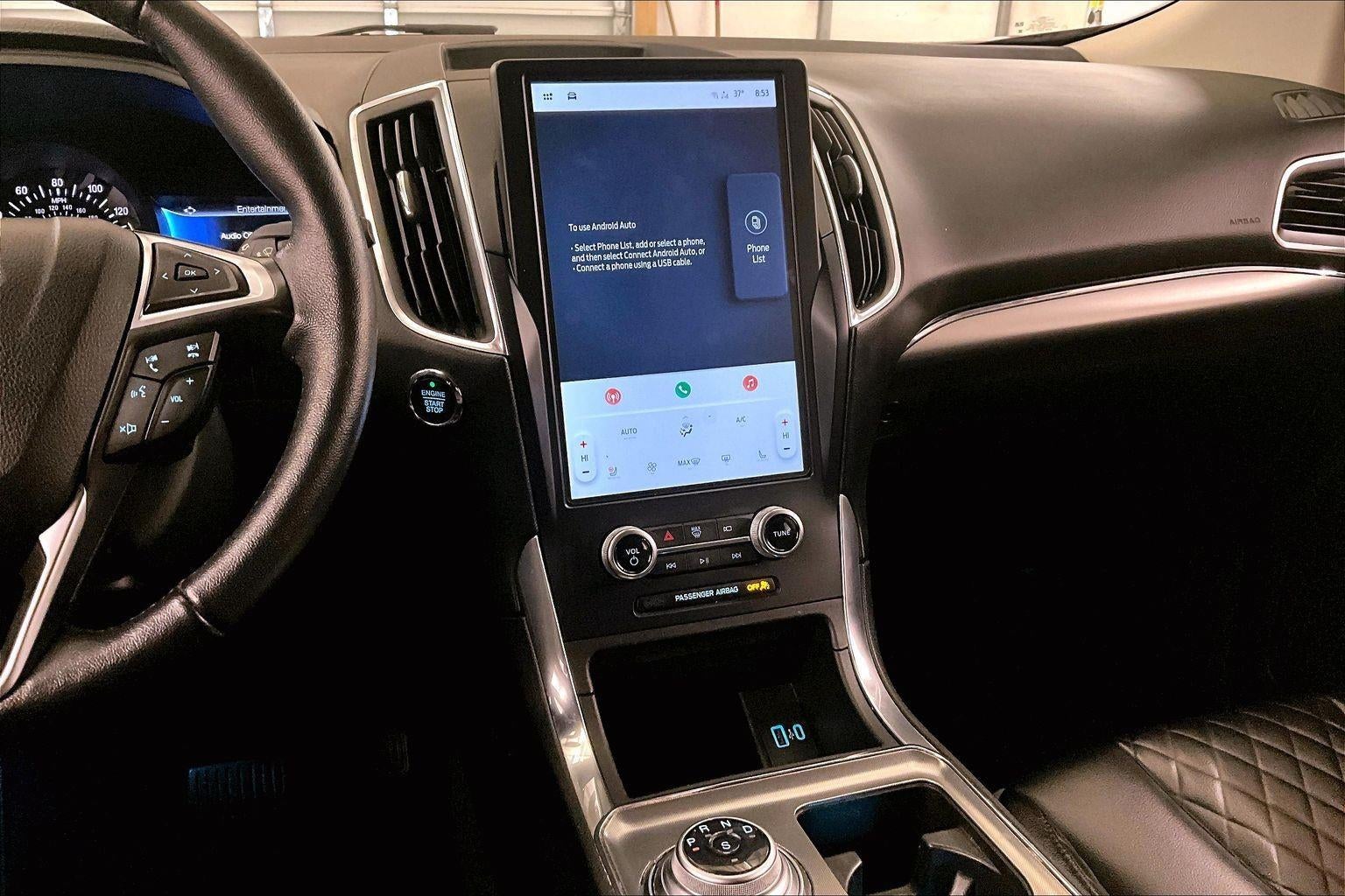 2023 Ford Edge Titanium