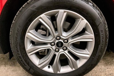 2023 Ford Edge Titanium