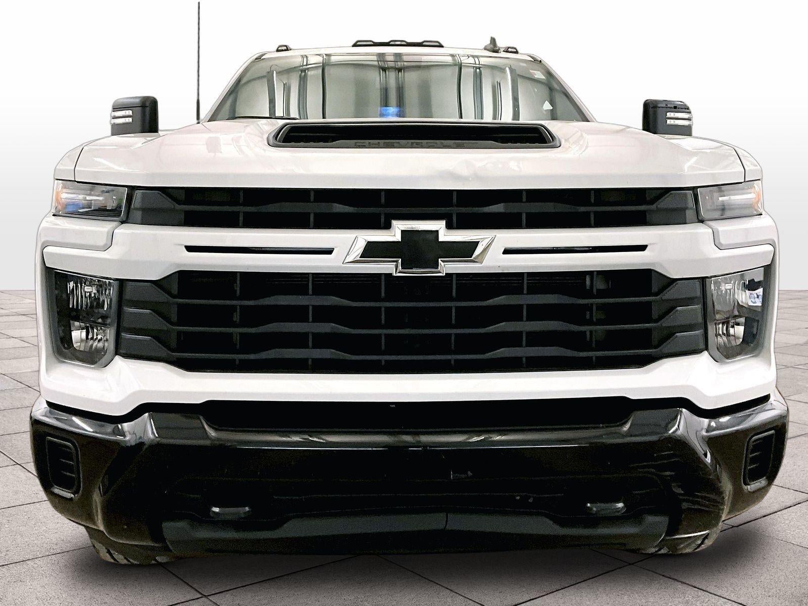 2024 Chevrolet Silverado 2500HD Custom