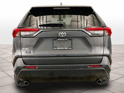 2022 Toyota RAV4 LE