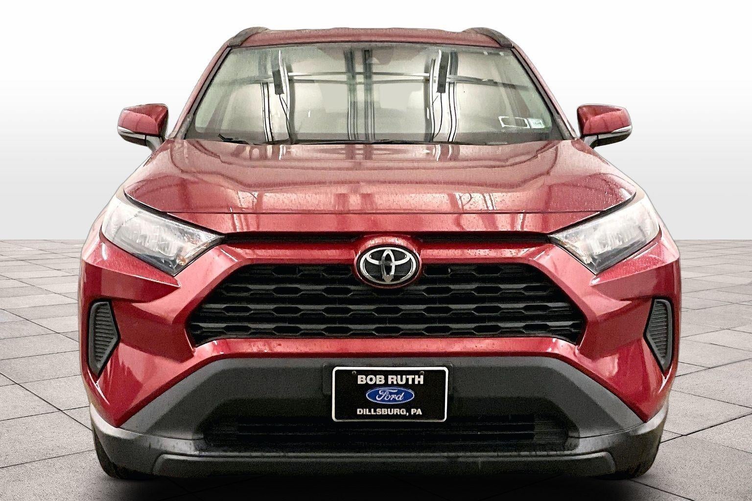 2020 Toyota RAV4 LE