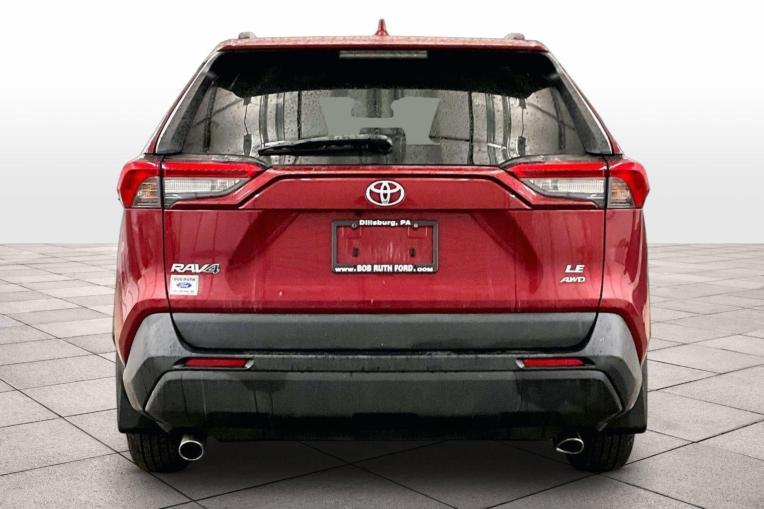 2020 Toyota RAV4 LE
