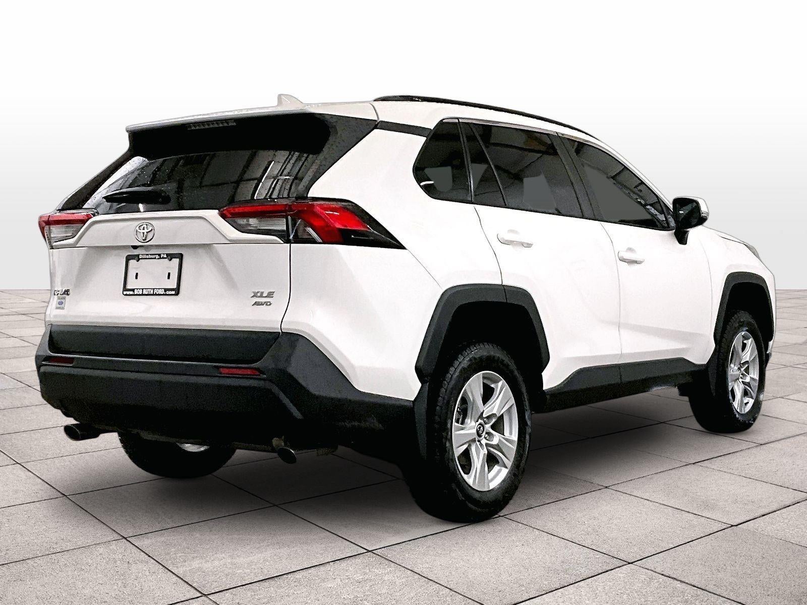 2020 Toyota RAV4 XLE
