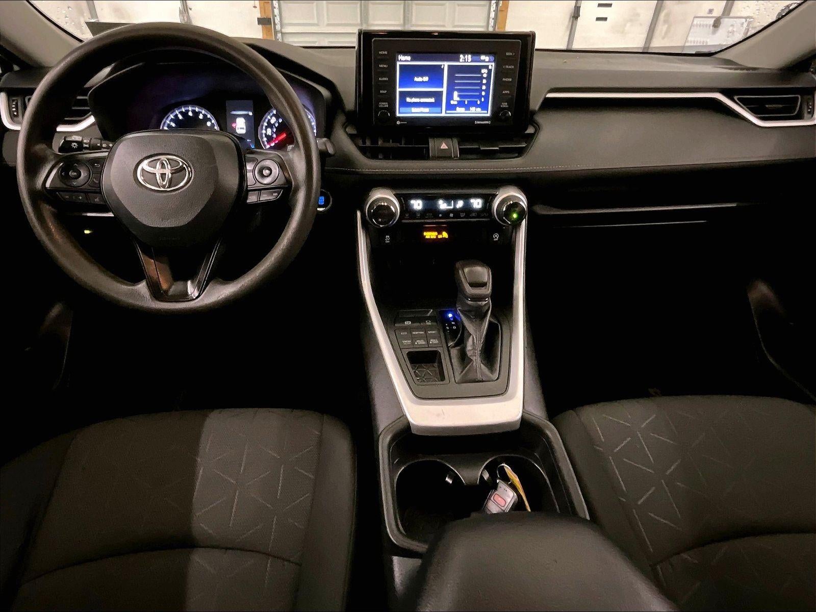 2020 Toyota RAV4 XLE