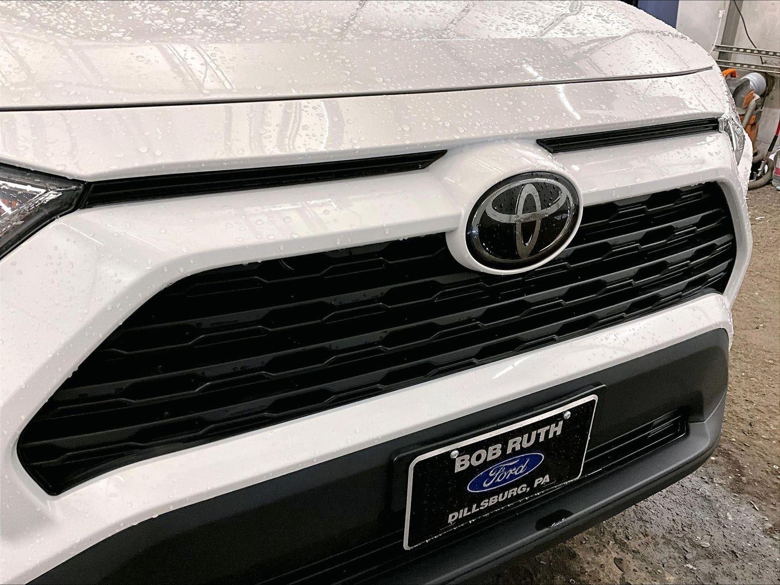 2020 Toyota RAV4 XLE