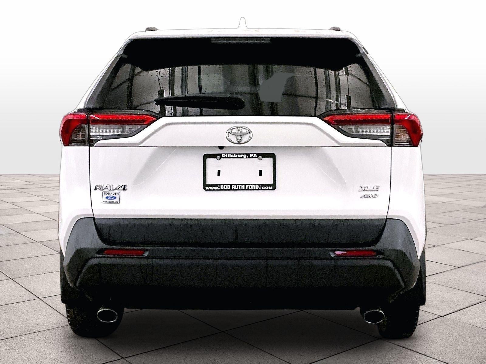 2020 Toyota RAV4 XLE