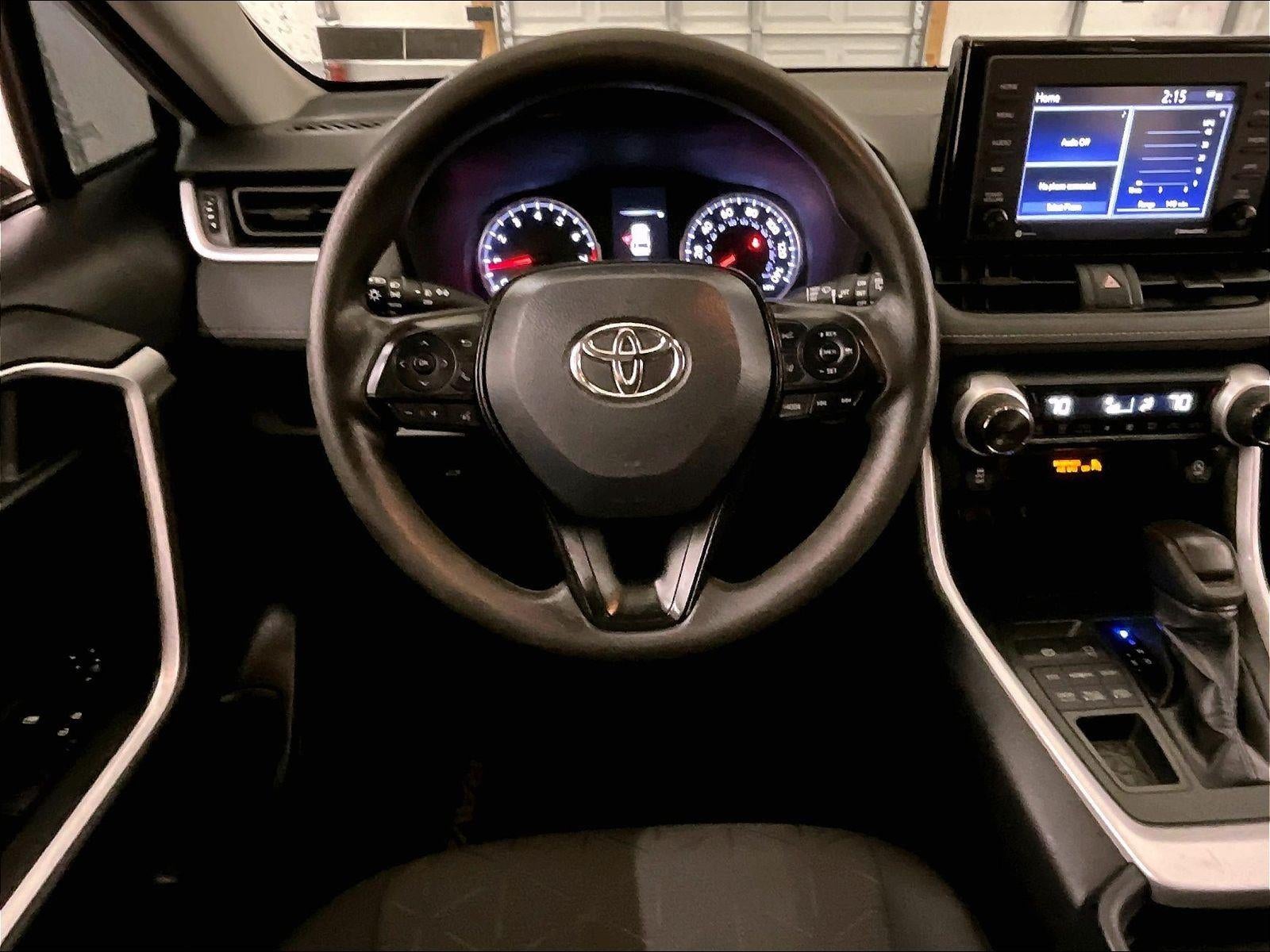 2020 Toyota RAV4 XLE