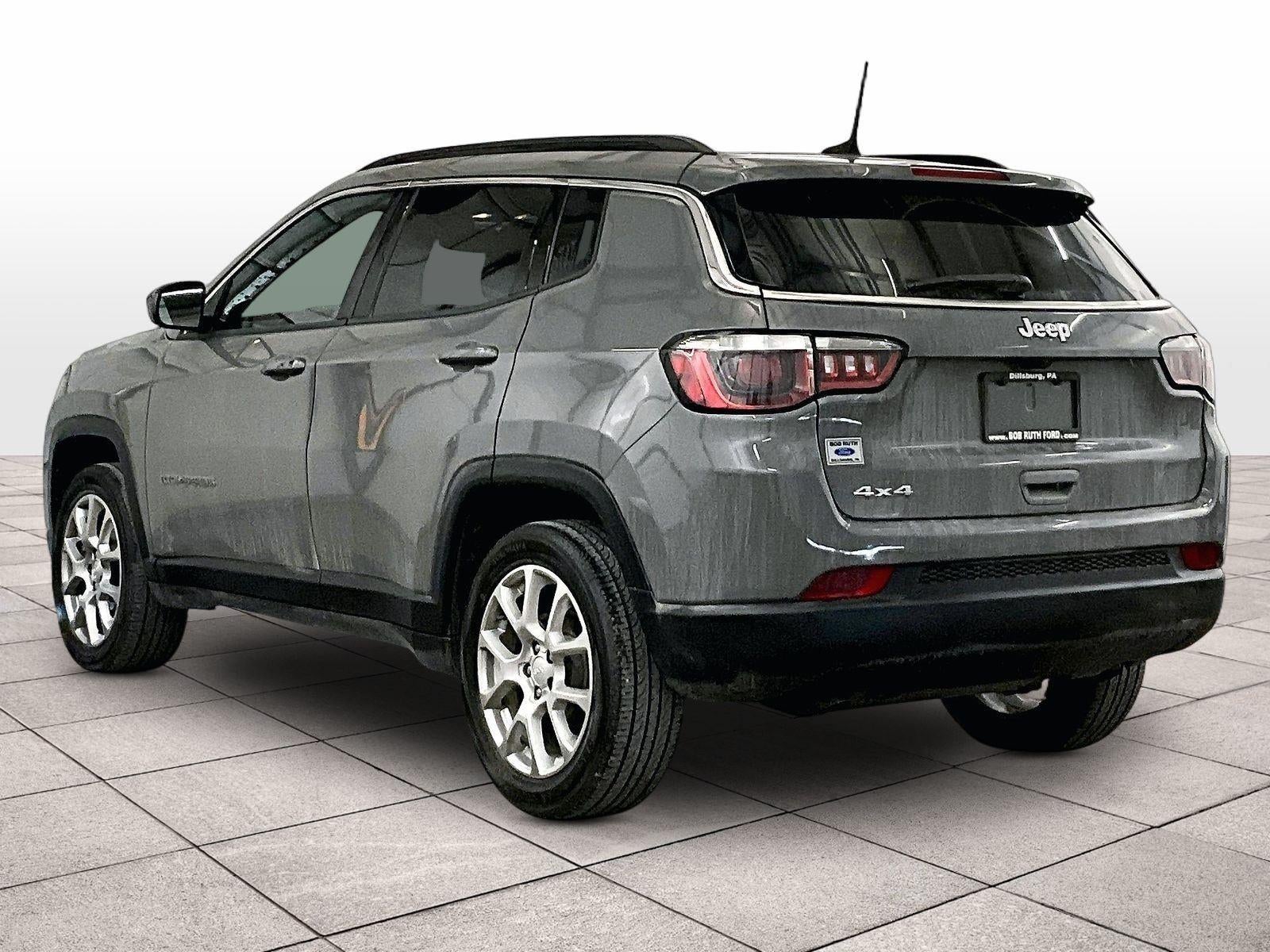 2023 Jeep Compass Latitude Lux