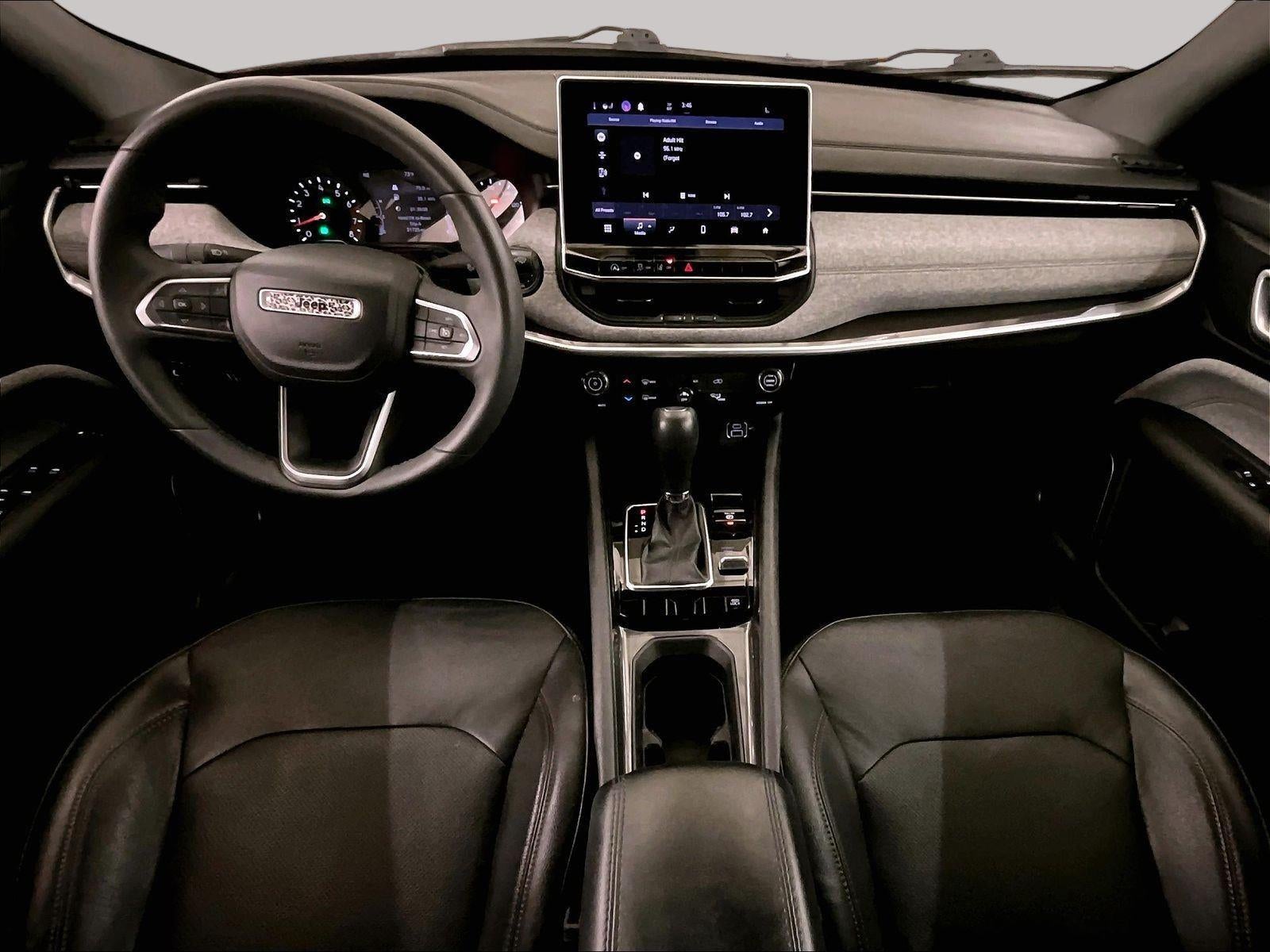 2023 Jeep Compass Latitude Lux