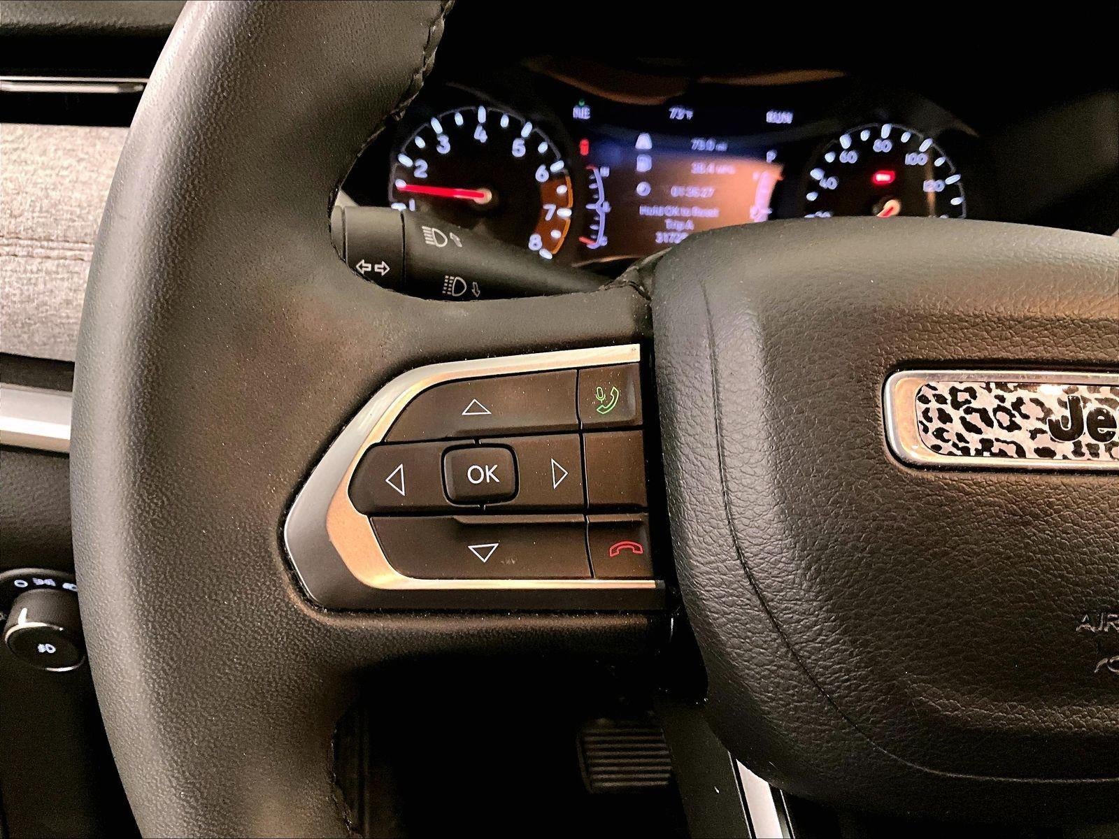 2023 Jeep Compass Latitude Lux