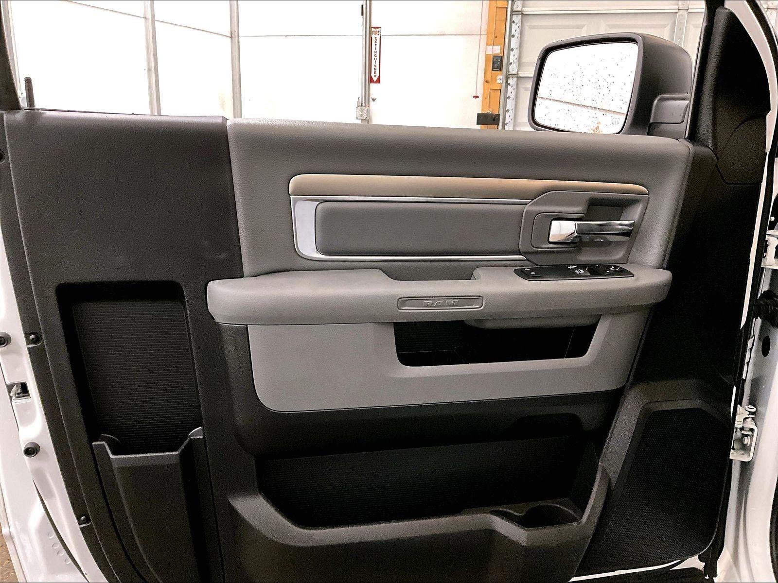 2020 RAM 1500 Classic Tradesman