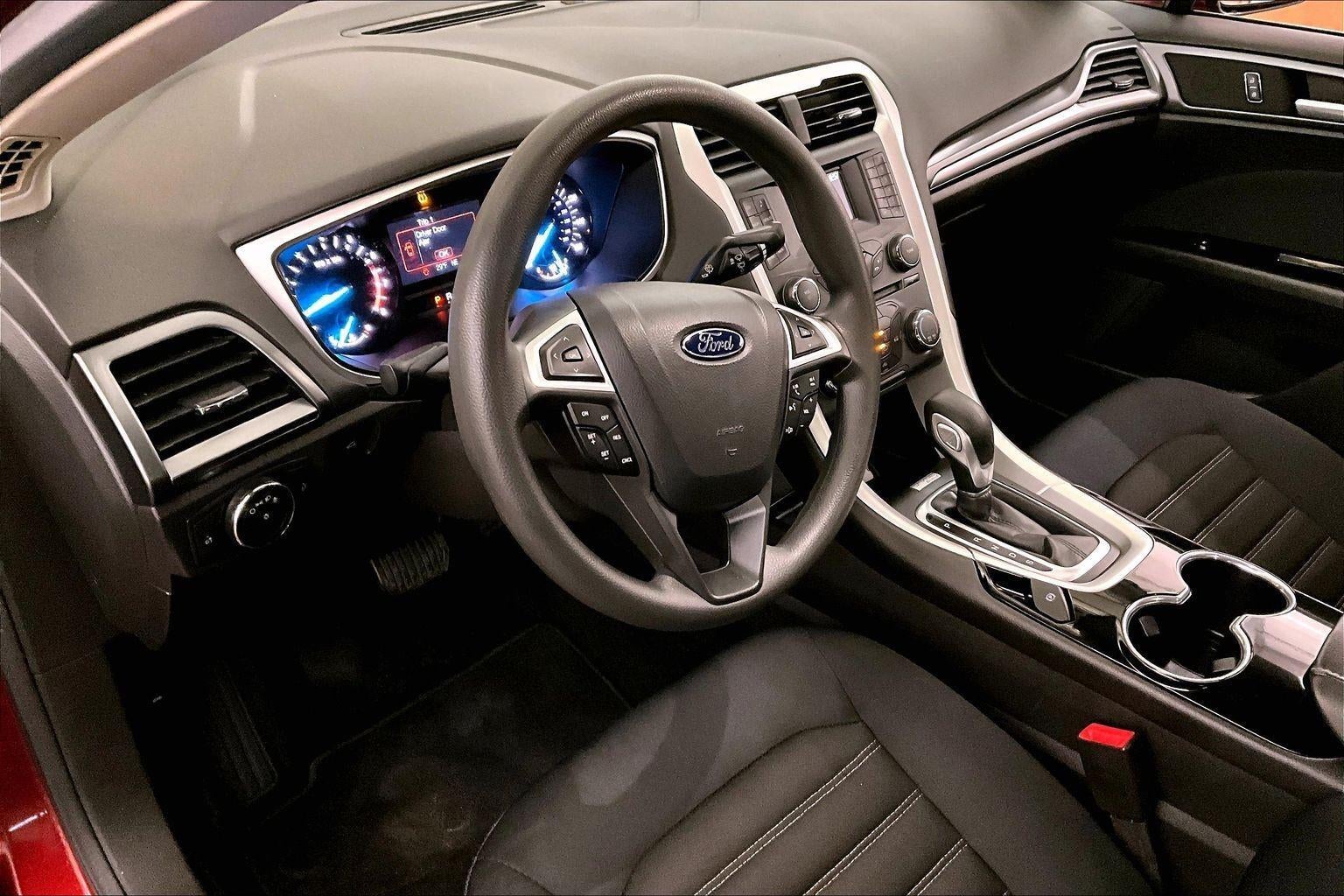 2015 Ford Fusion SE