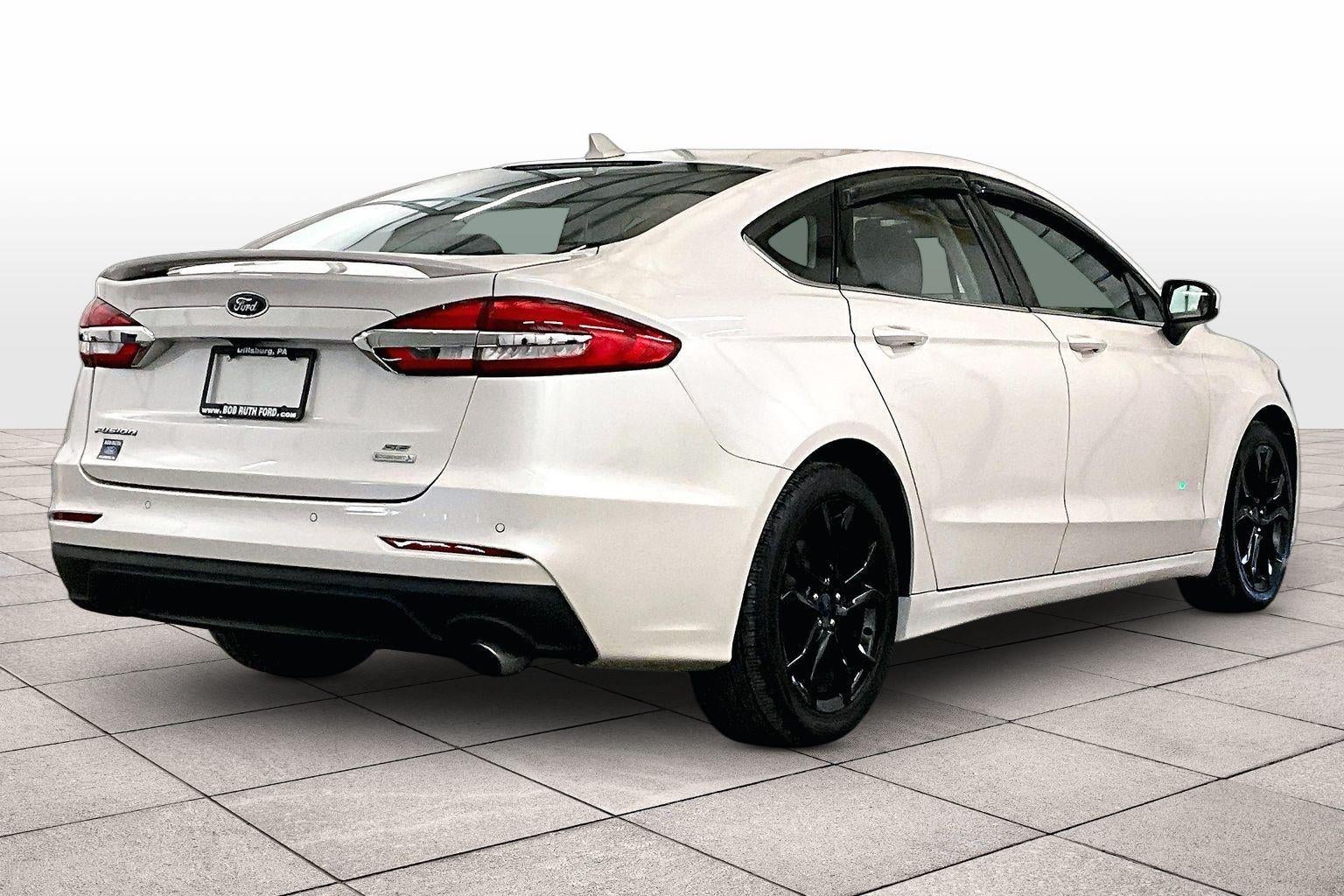 2020 Ford Fusion SE
