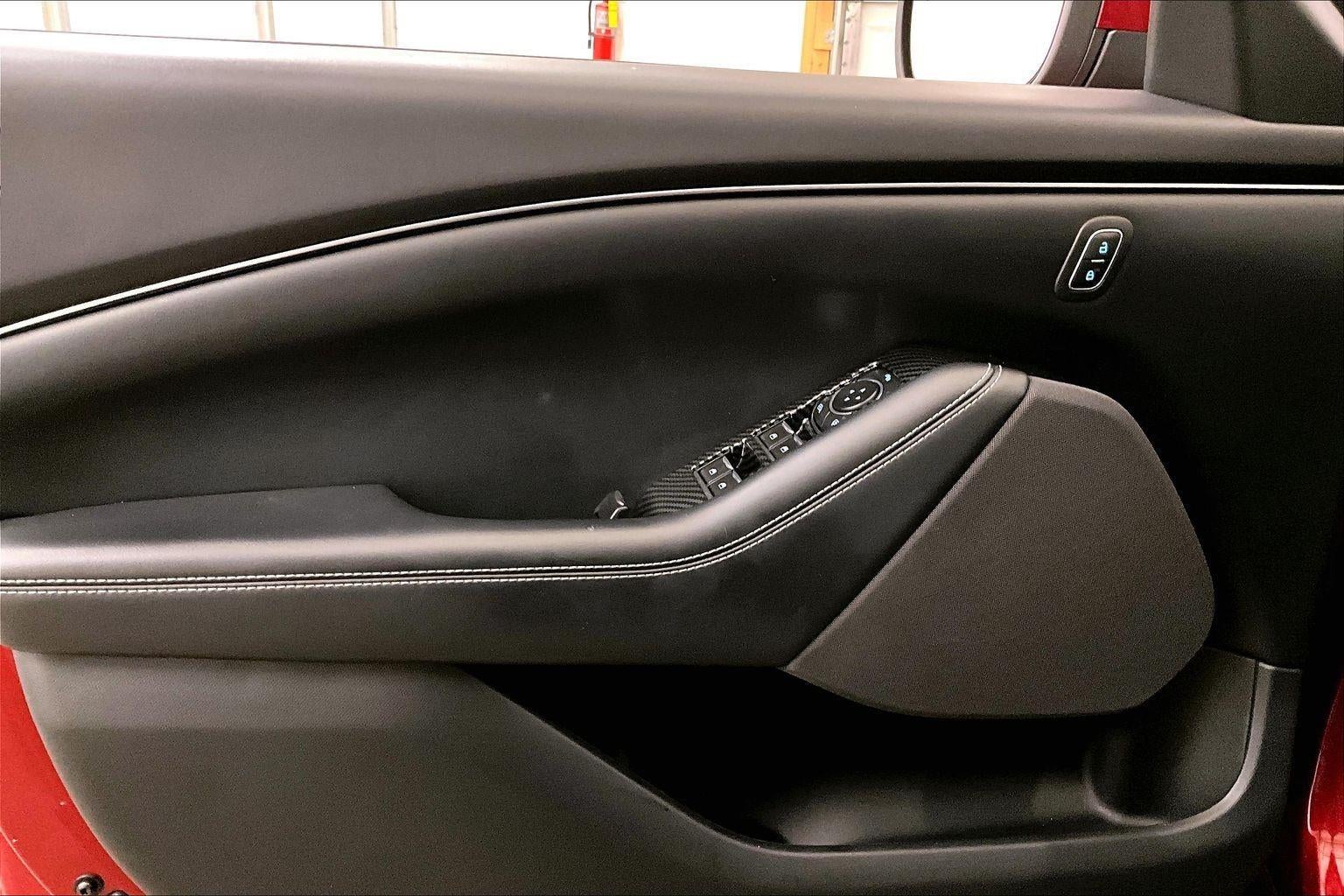 2022 Ford Mustang Mach-E Select