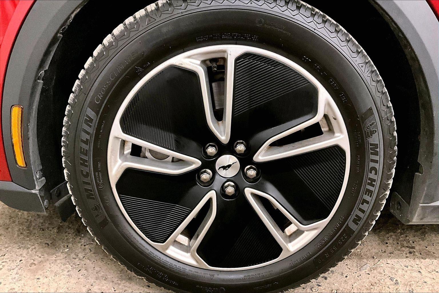 2022 Ford Mustang Mach-E Select