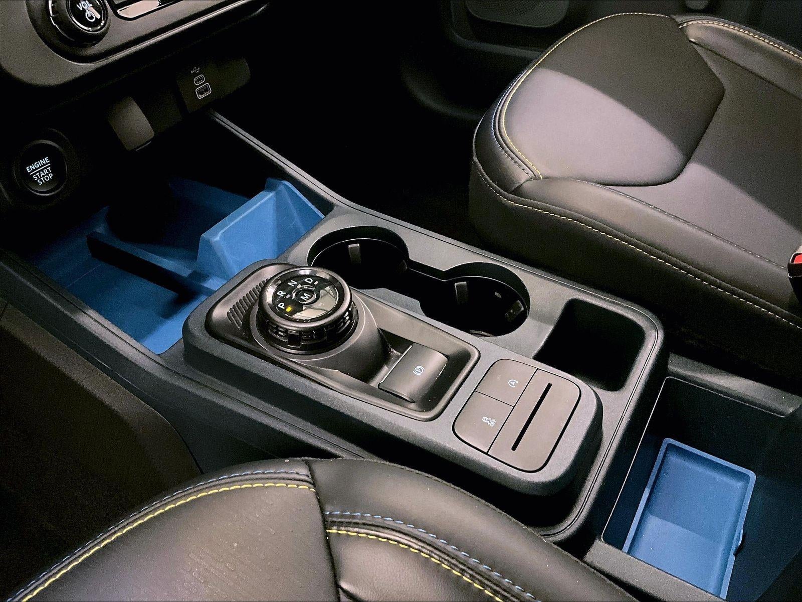 2025 Ford Maverick Lobo Standard