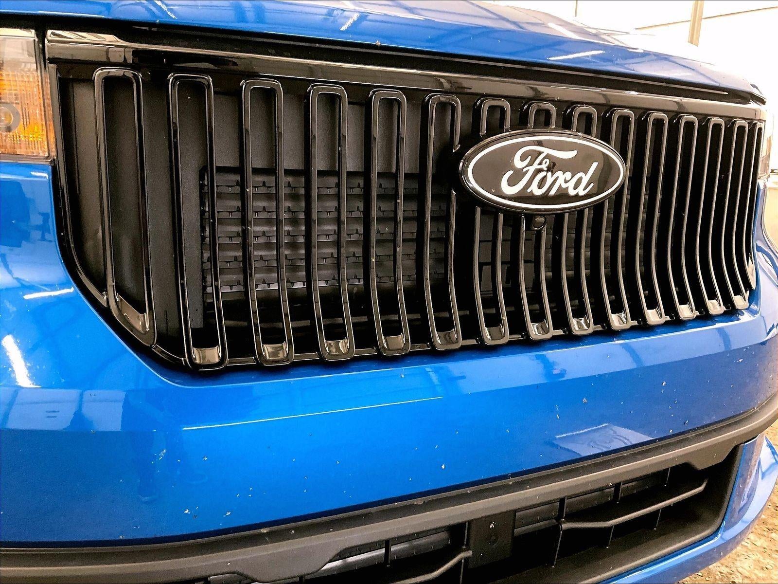 2025 Ford Maverick Lobo Standard