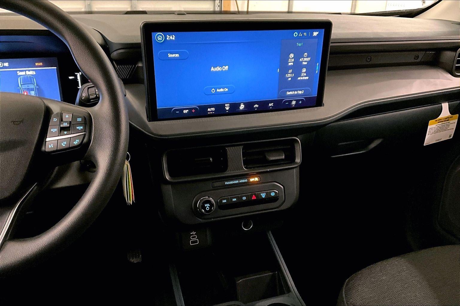 2025 Ford Maverick XL