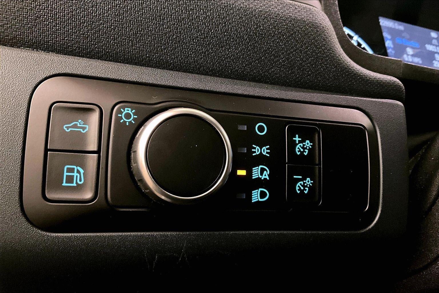 2023 Ford Maverick XL