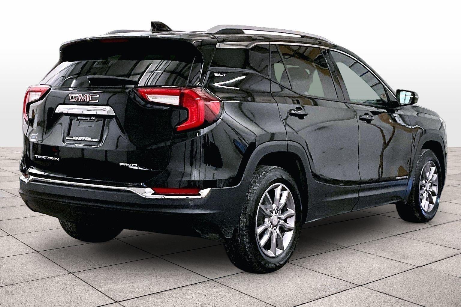 2024 GMC Terrain SLT