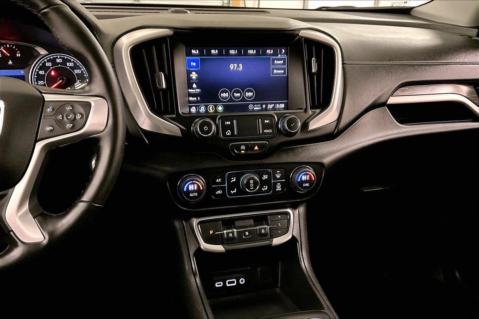 2024 GMC Terrain SLT