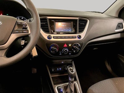 2022 Hyundai Accent SE