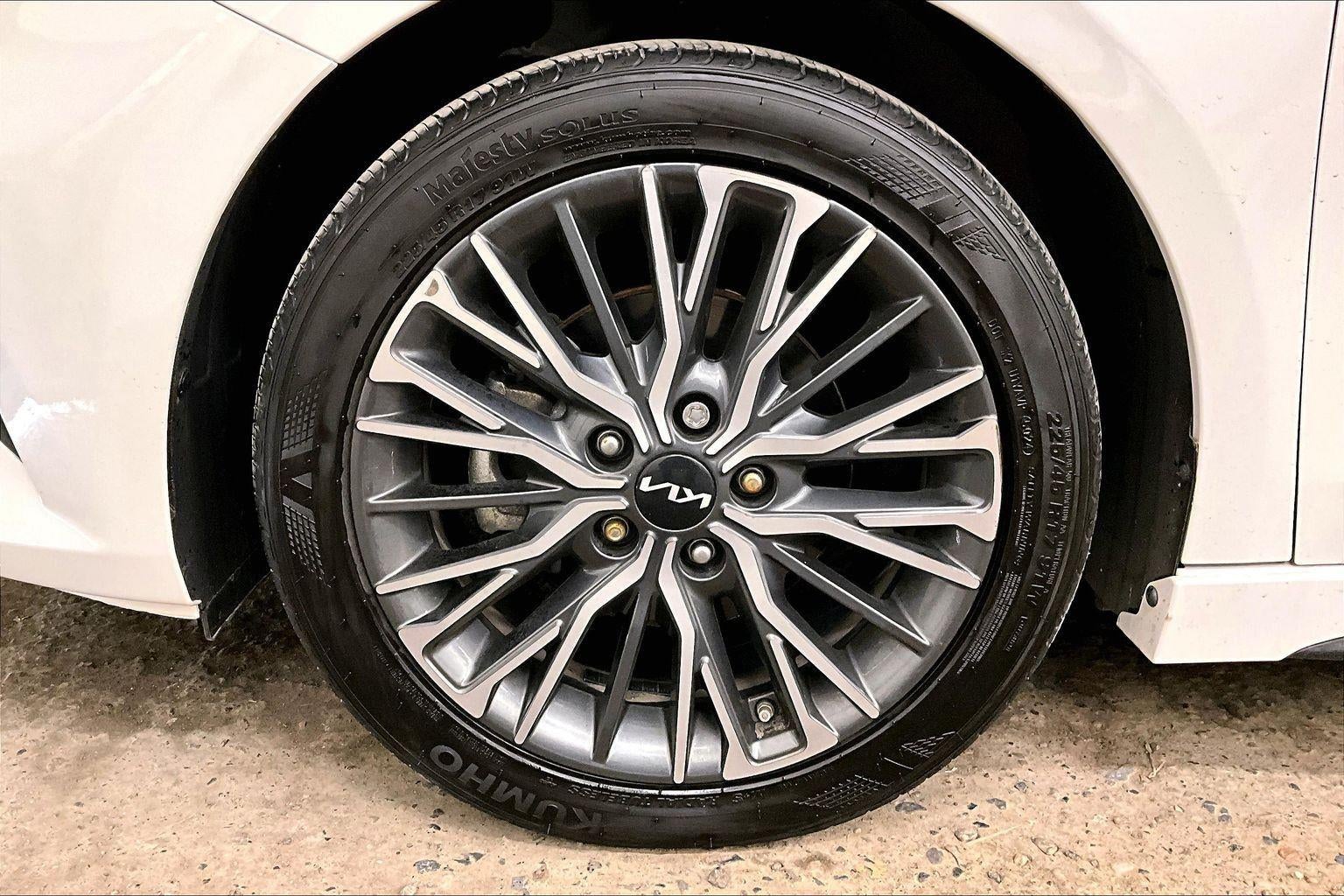 2024 Kia Forte GT-Line