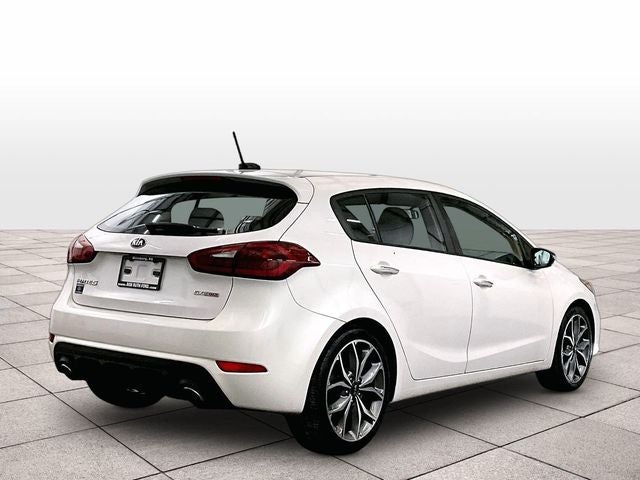 2017 Kia Forte5 SX