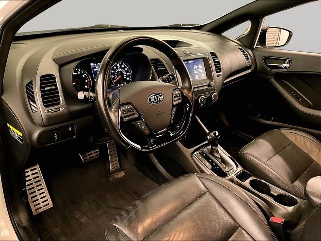 2017 Kia Forte5 SX