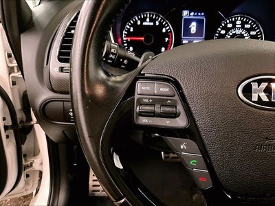 2017 Kia Forte5 SX
