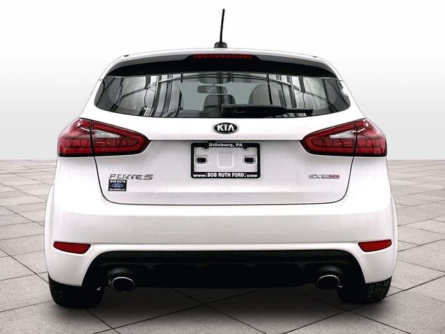 2017 Kia Forte5 SX
