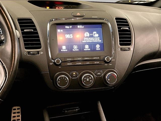 2017 Kia Forte5 SX