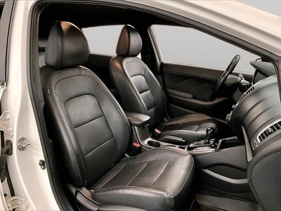 2017 Kia Forte5 SX