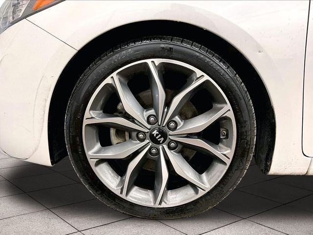 2017 Kia Forte5 SX