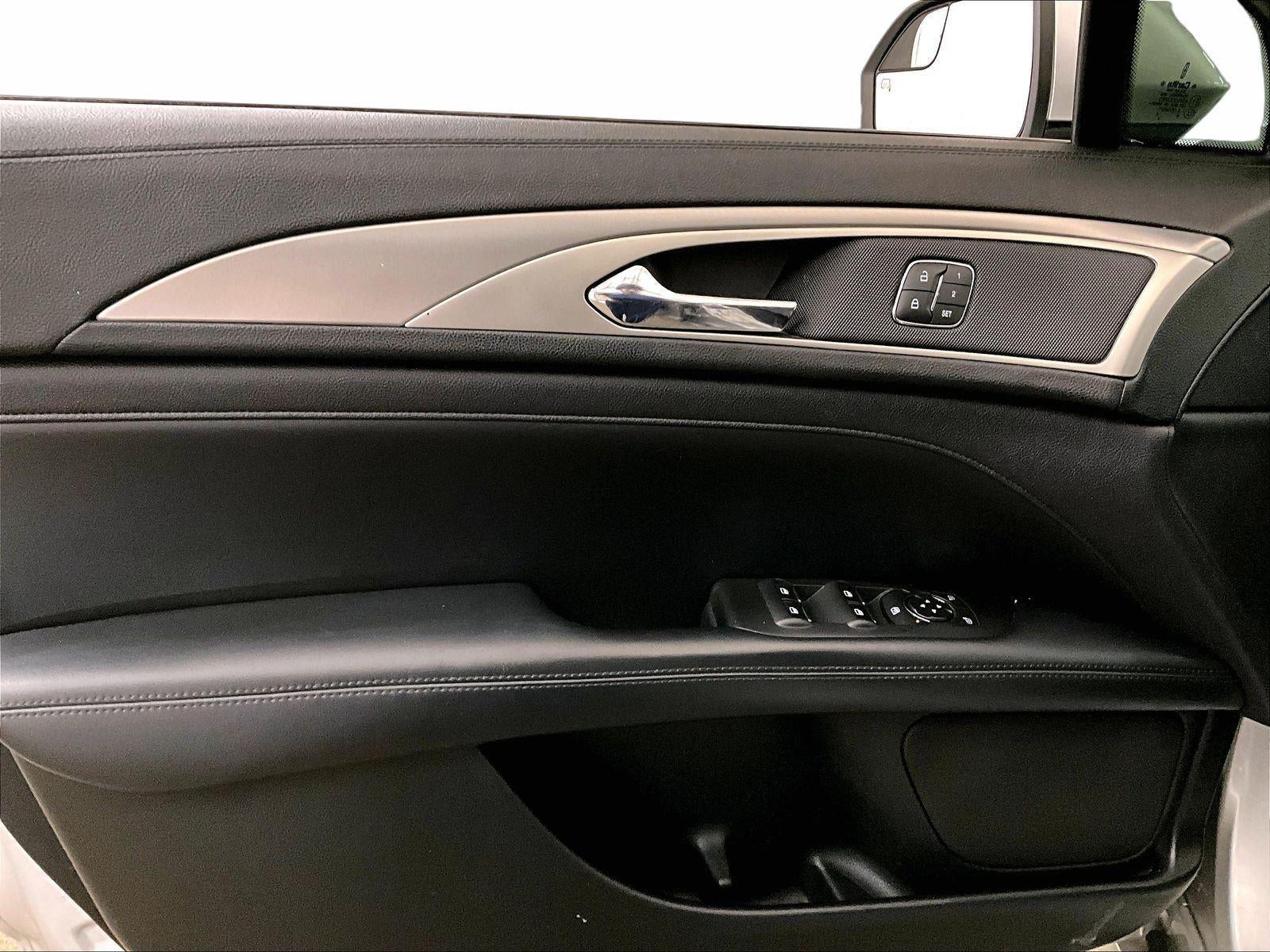 2017 Lincoln MKZ Premiere