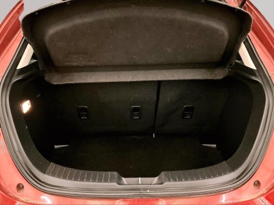 2020 Toyota Yaris Hatchback LE