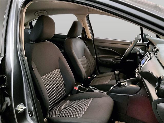 2023 Nissan Versa 1.6 S