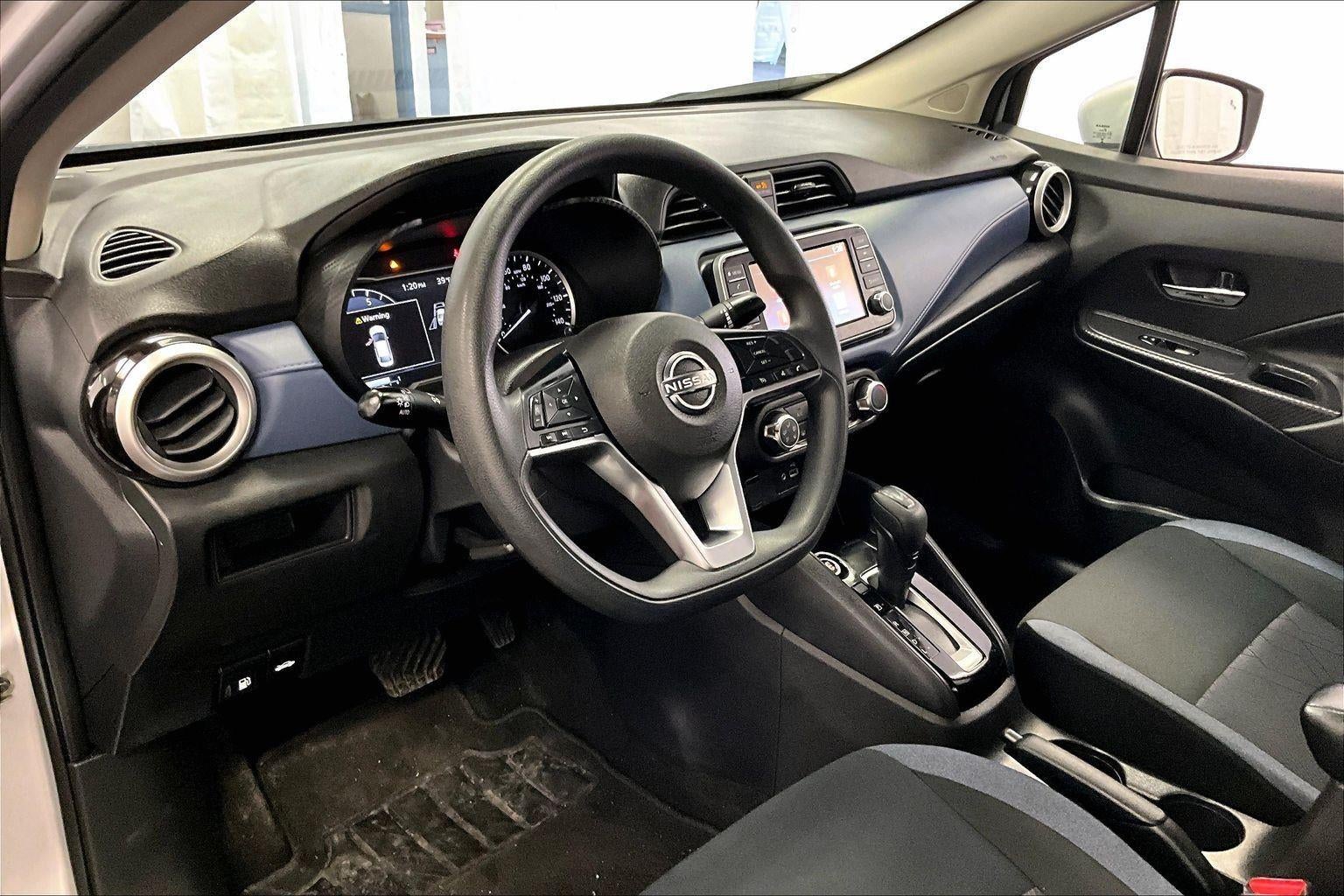 2023 Nissan Versa SV