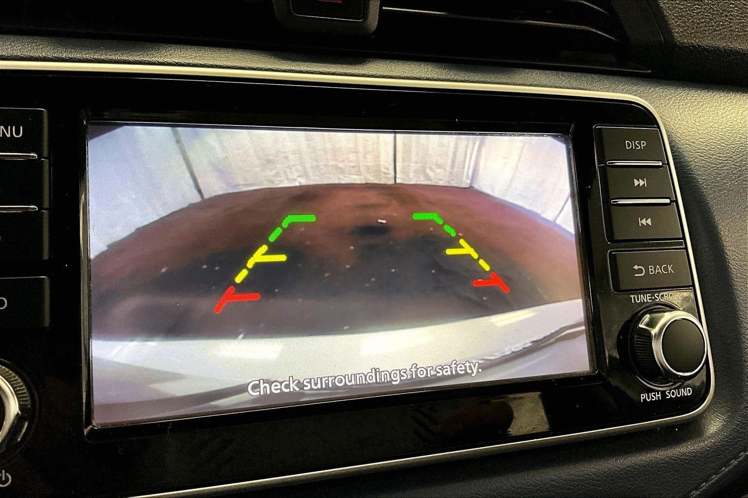 2023 Nissan Versa SV