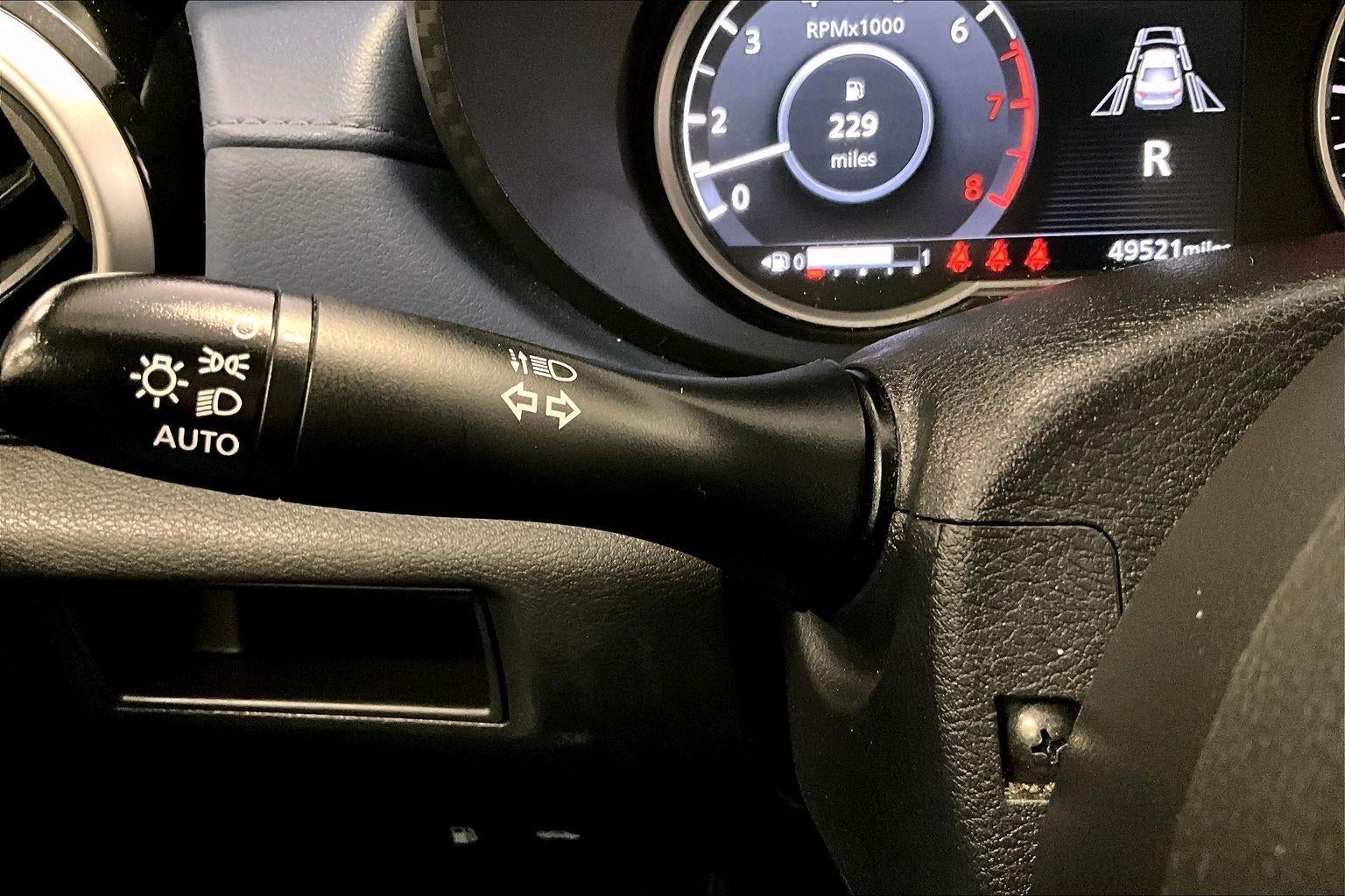 2023 Nissan Versa SV