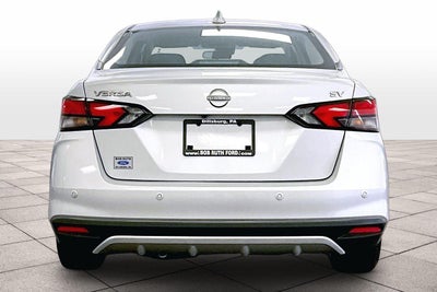 2023 Nissan Versa SV