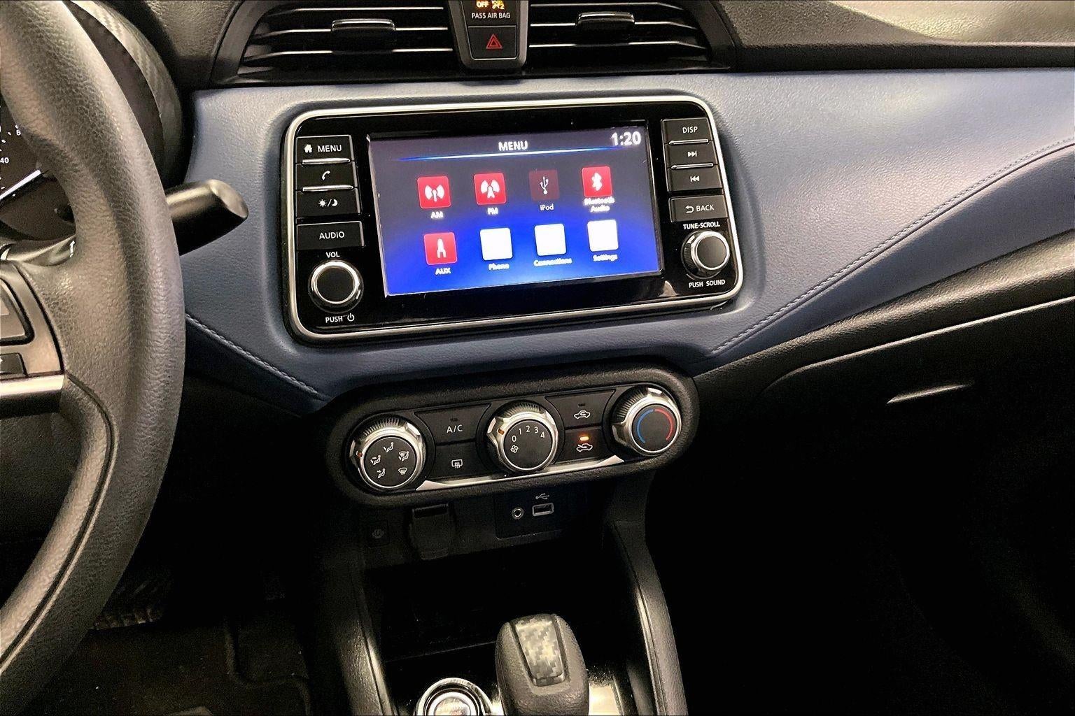 2023 Nissan Versa SV