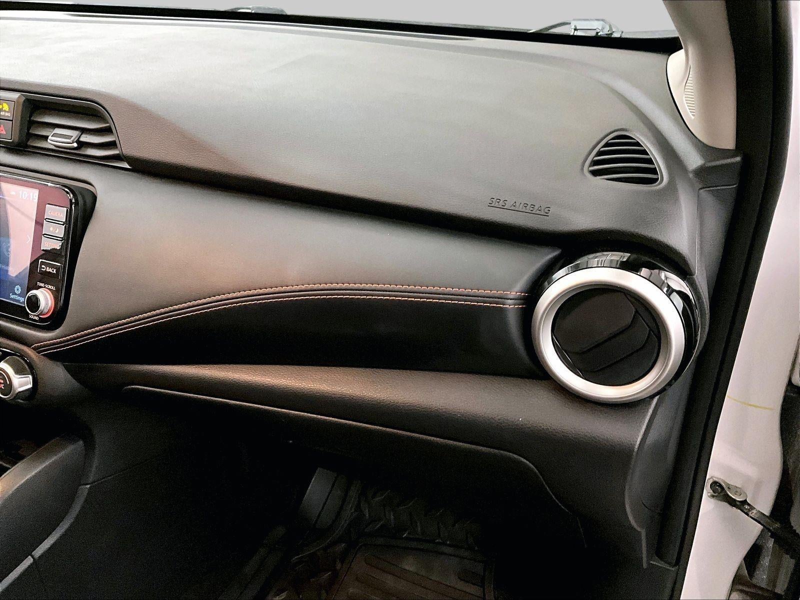 2023 Nissan Versa SR